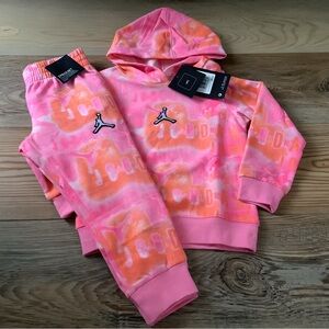 Jordan toddler girls hoodie & jogger set size 3T(NWT)